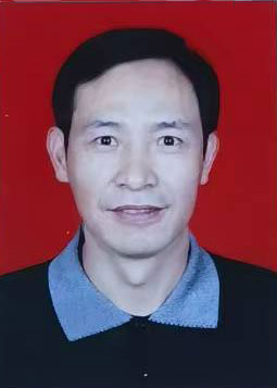 董自轩