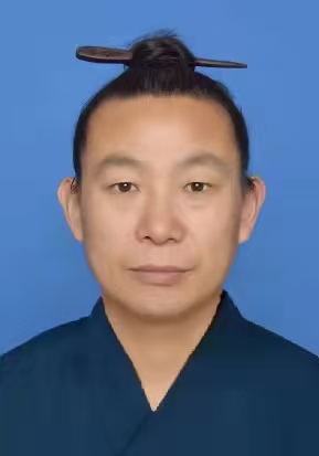 李孝永：职称：研究员。编号250901