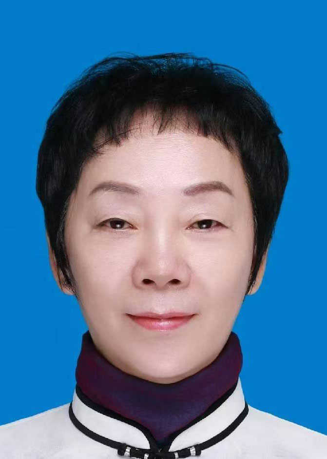 赵翠华：职称：四柱命理分析师。编号260502